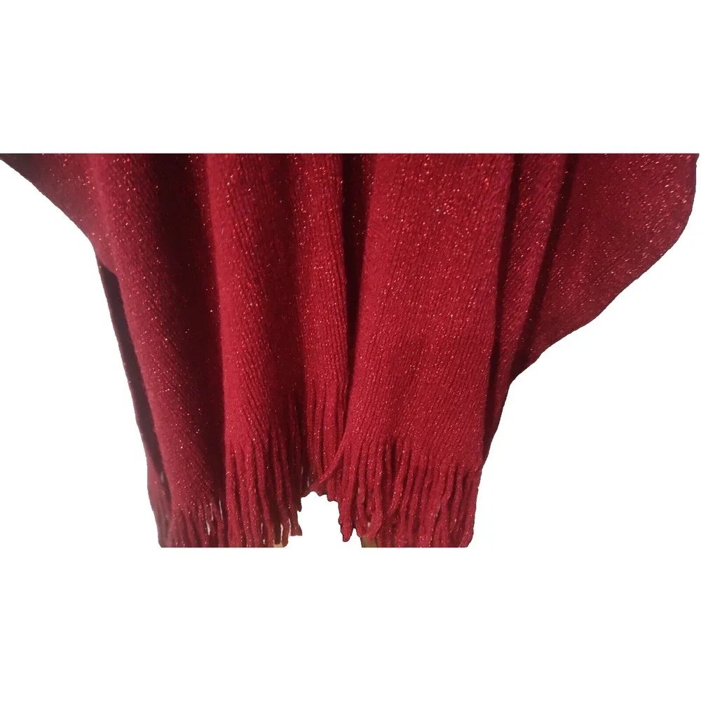 Women's Red Poncho Hooded‎ Knit Shawl whit Ruffle.